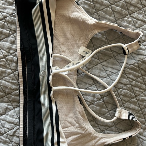 Lot of 3 Lululemon Bras. All size 6. - Picture 7 of 8